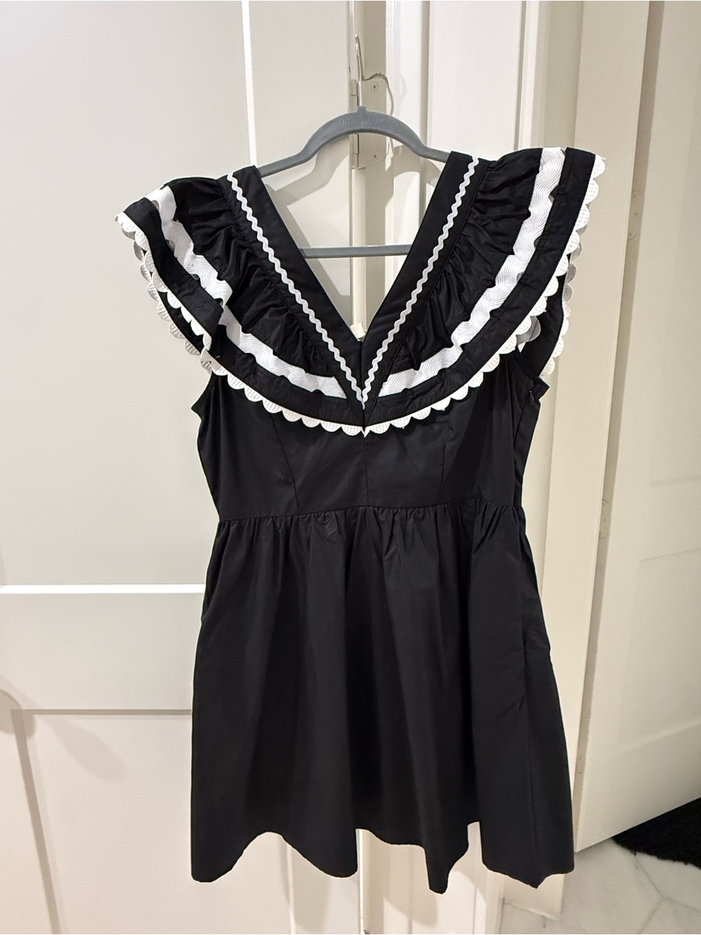 entro Black Dress with White Ruffle Collar